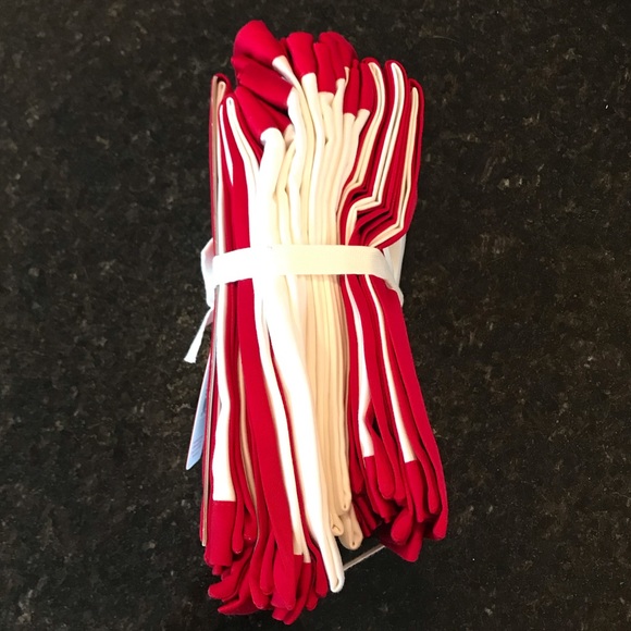 New Williams Sonoma Bordered Hotel Napkins, Set of 12, White & Red Cloth Napkins - Picture 10 of 11